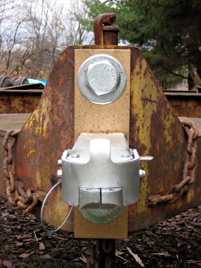 Trailer with new quickbite coupler