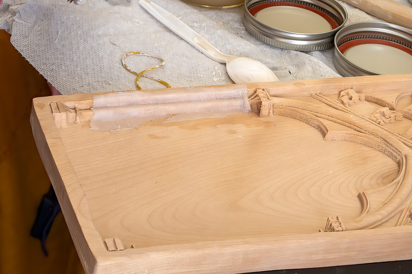 Linen applied to a column